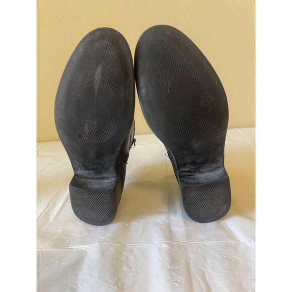 Woman's Boots Steve Madden leather Boot Size 8 zip "True" - Picture 2 of 16